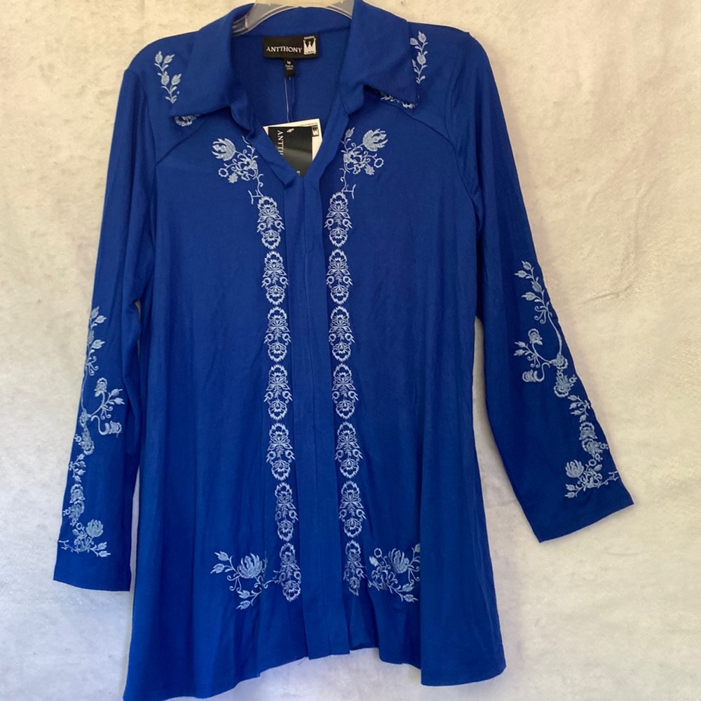 Antthony Original Royal Blue Boho Tunic Top NWT White Embroidered Floral V-Neck